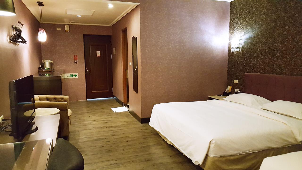 The Riverside Hotel & Motel Kaohsiung Esterno foto